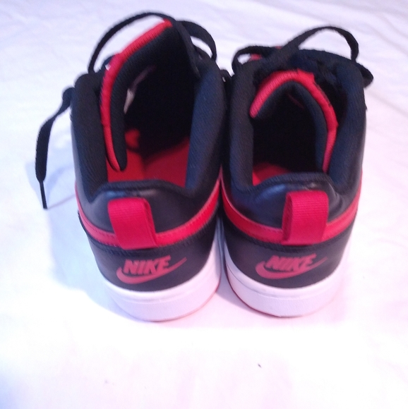 Nike Court Borough Low "2" Black University Red White 7Y Womens 8.5 - Picture 3 of 7